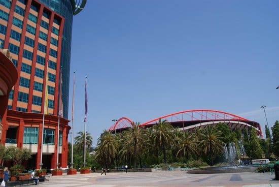 colombo estadio luz