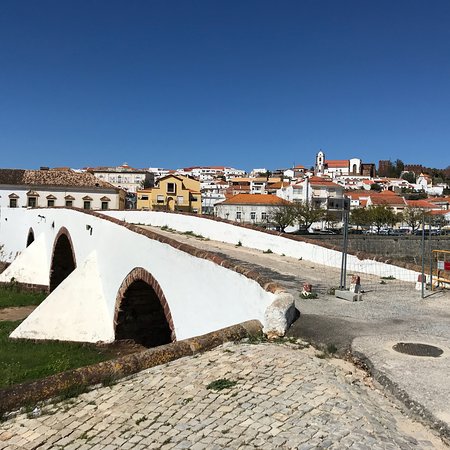 silves traditionnel pont romain