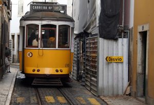 tramway alfama