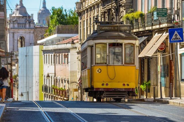 Tramway Lisbonne transports
