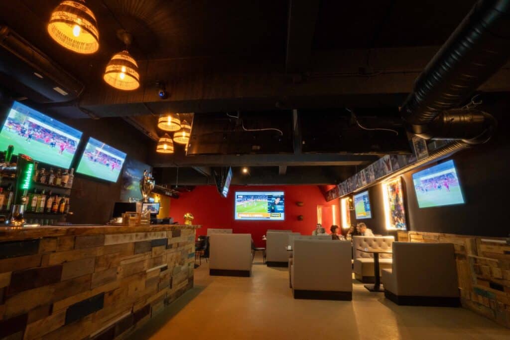 sports bar